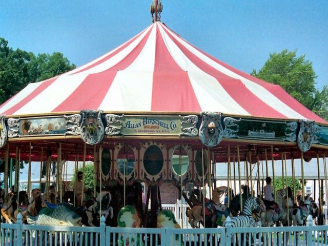Kimberlys Carousel