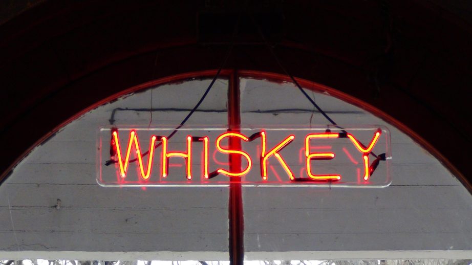 Put-in-Bay Whiskey Light