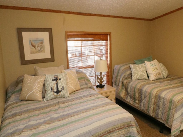 Island Club Rental Home Bedroom