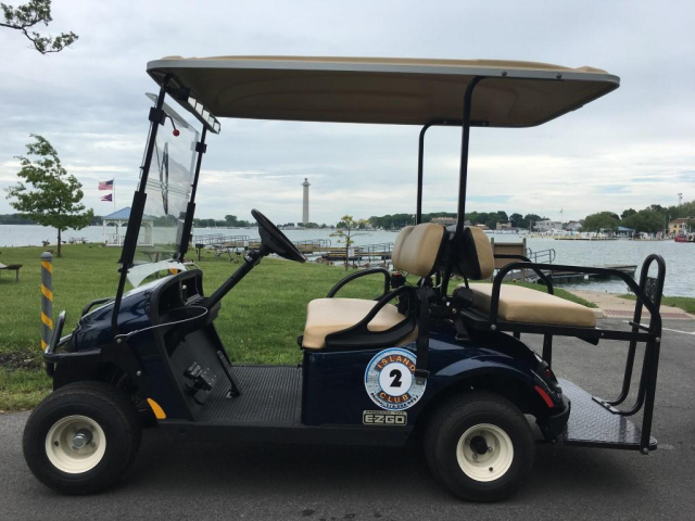 Put-in-Bay Island Club 4-Person Golf Cart