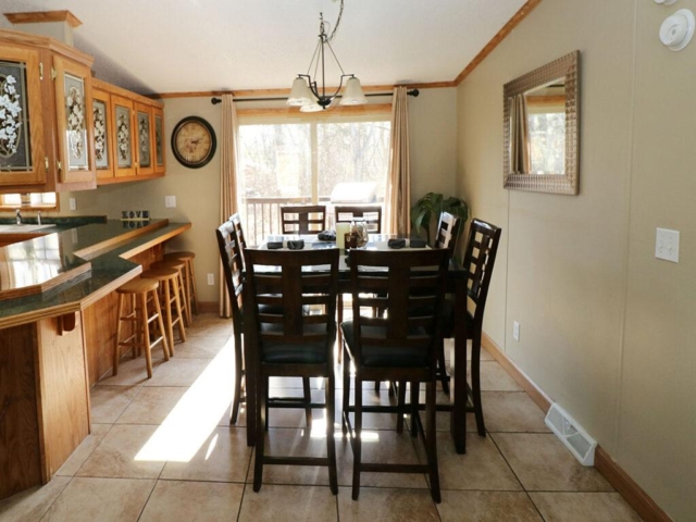 Island Club Rental Home Dining