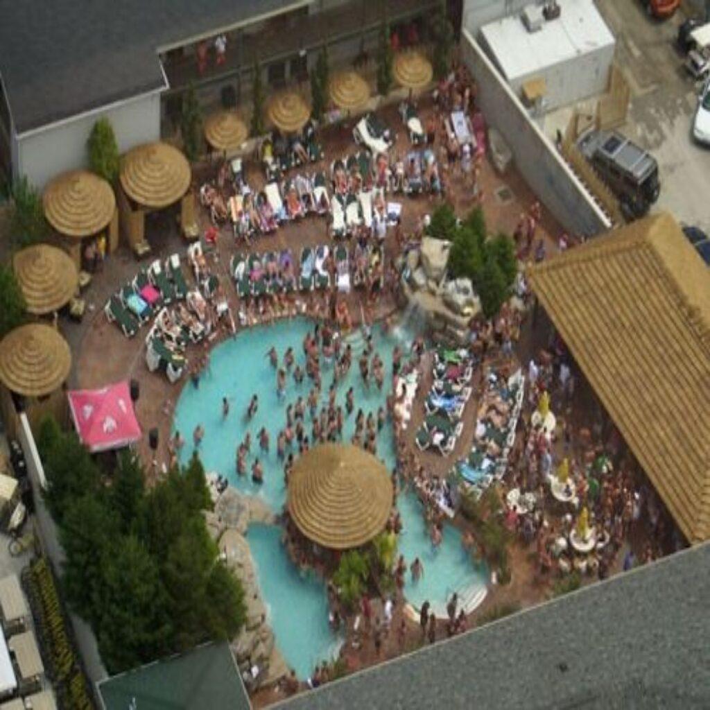 Put-in-Bay Hotels