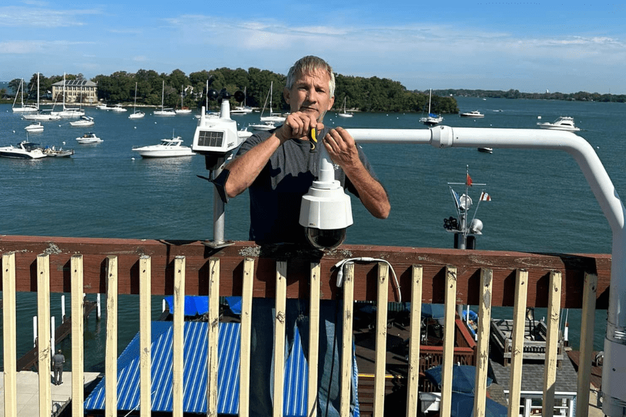 Making adjustments to the Boardwalk Lobster Bisque Cam